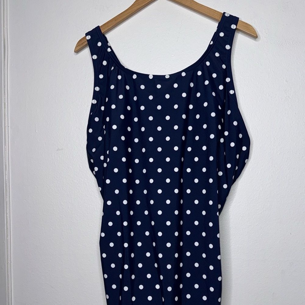 Lands' End Women's Plus Size Slender Suit Carmela One Piece Swimsuit Siz… - Picture 4 of 9